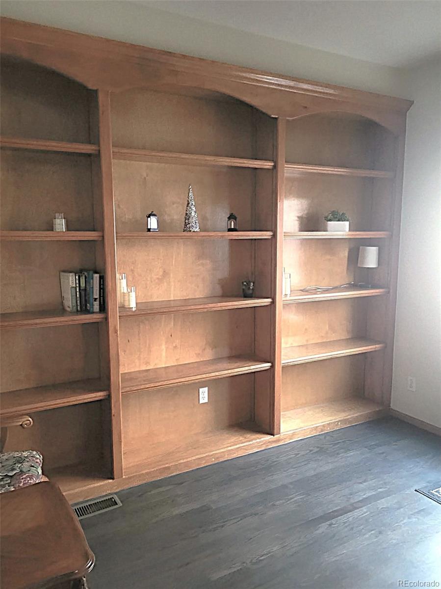 1086 Thornbury Place Highlands Ranch, CO 80129 - Photo 17 of 43