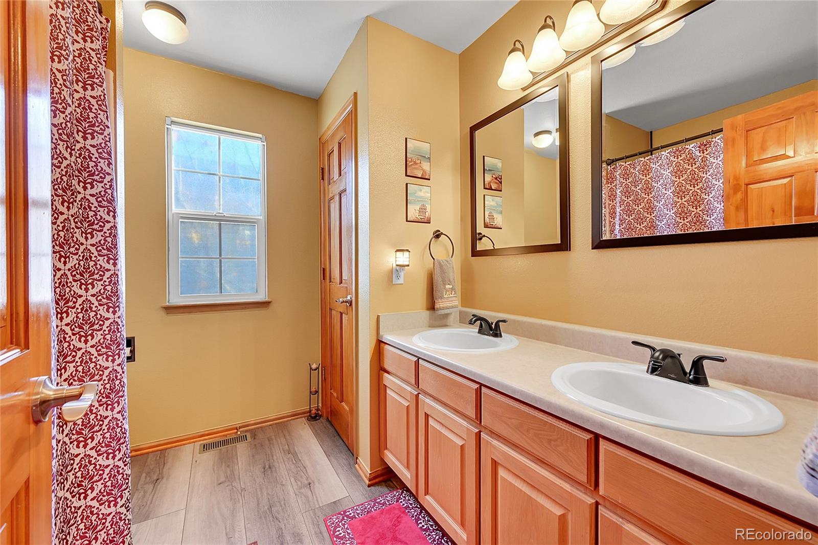 1086 Thornbury Place Highlands Ranch, CO 80129 - Photo 26 of 43