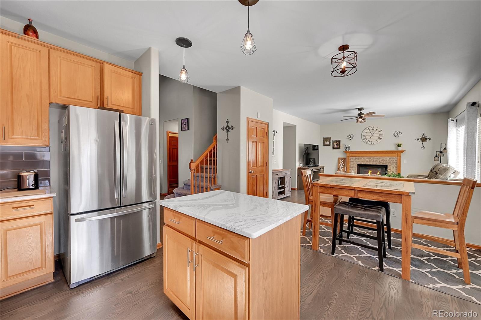 1086 Thornbury Place Highlands Ranch, CO 80129 - Photo 5 of 43