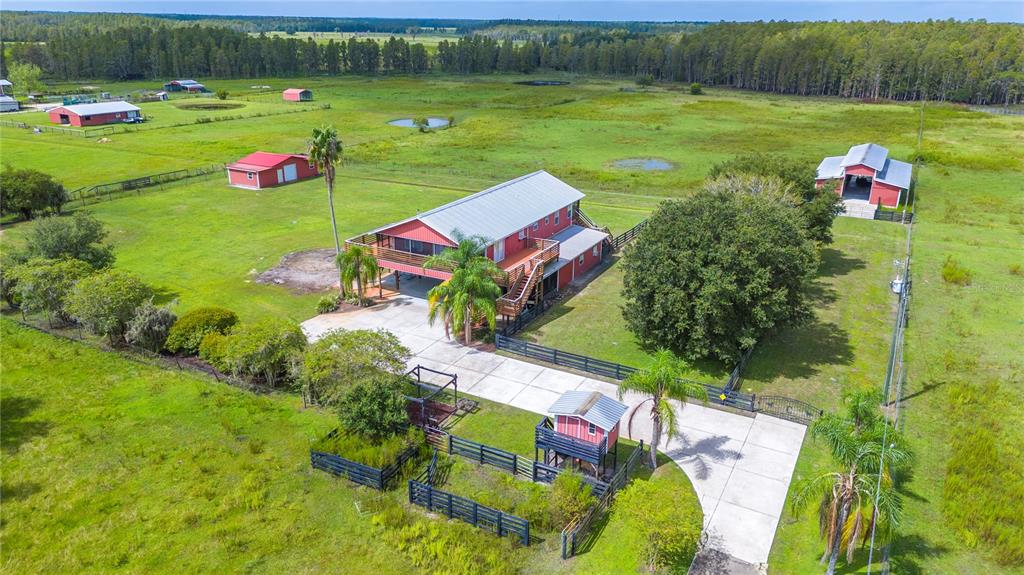 10680 Moore Road Lakeland, FL 33809 - Photo 5 of 85 Gallery Image 5