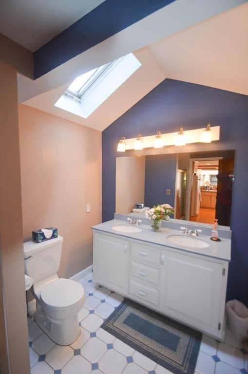 2 Rhodes Street Wilmington, MA 01887 - Photo 12 of 18 Gallery Image 12