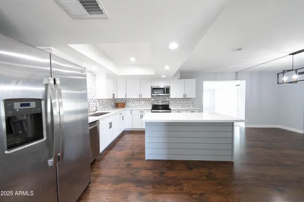 $2,700 | 2144 South Los Feliz Drive, Tempe, AZ 85282