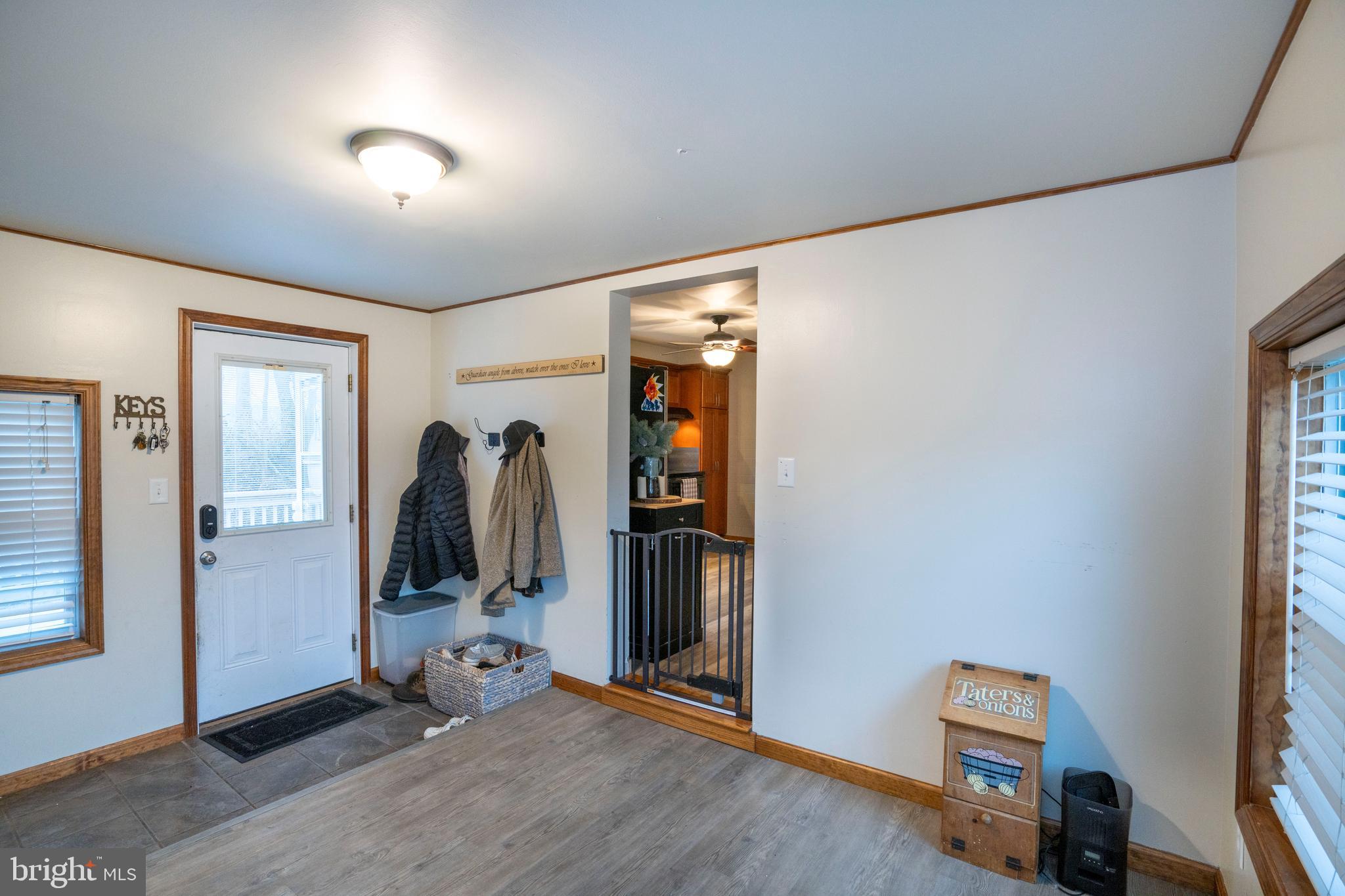 2827 Pennington Road Tyrone, PA 16686 - Photo 5 of 29