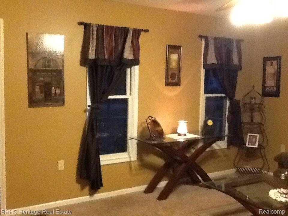 4444 Stow Road Fowlerville, MI 48836 - Photo 12 of 27 Living Room