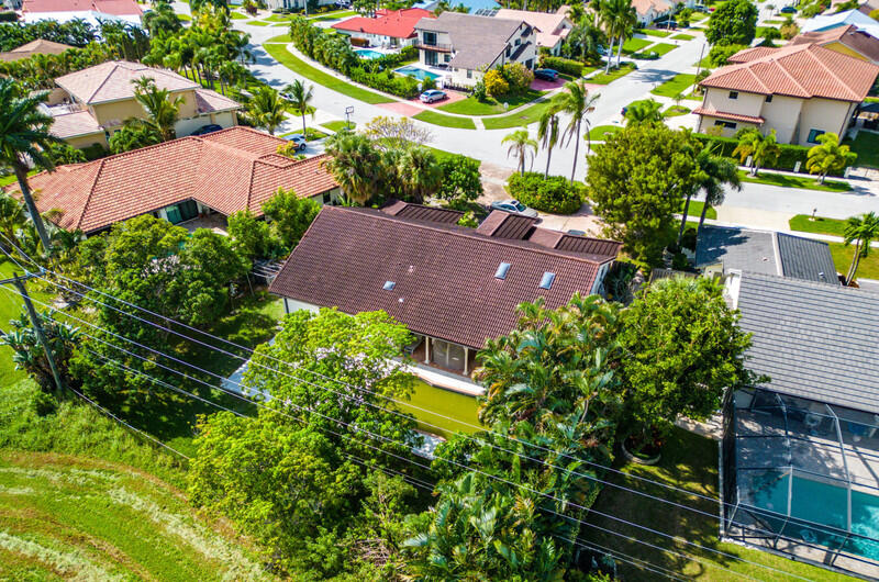 7800 Fairway Trail Boca Raton, FL 33487 - Photo 16 of 19 47D262F3-4A80-4D7D-8B8A-EEE7ACA0B45D
