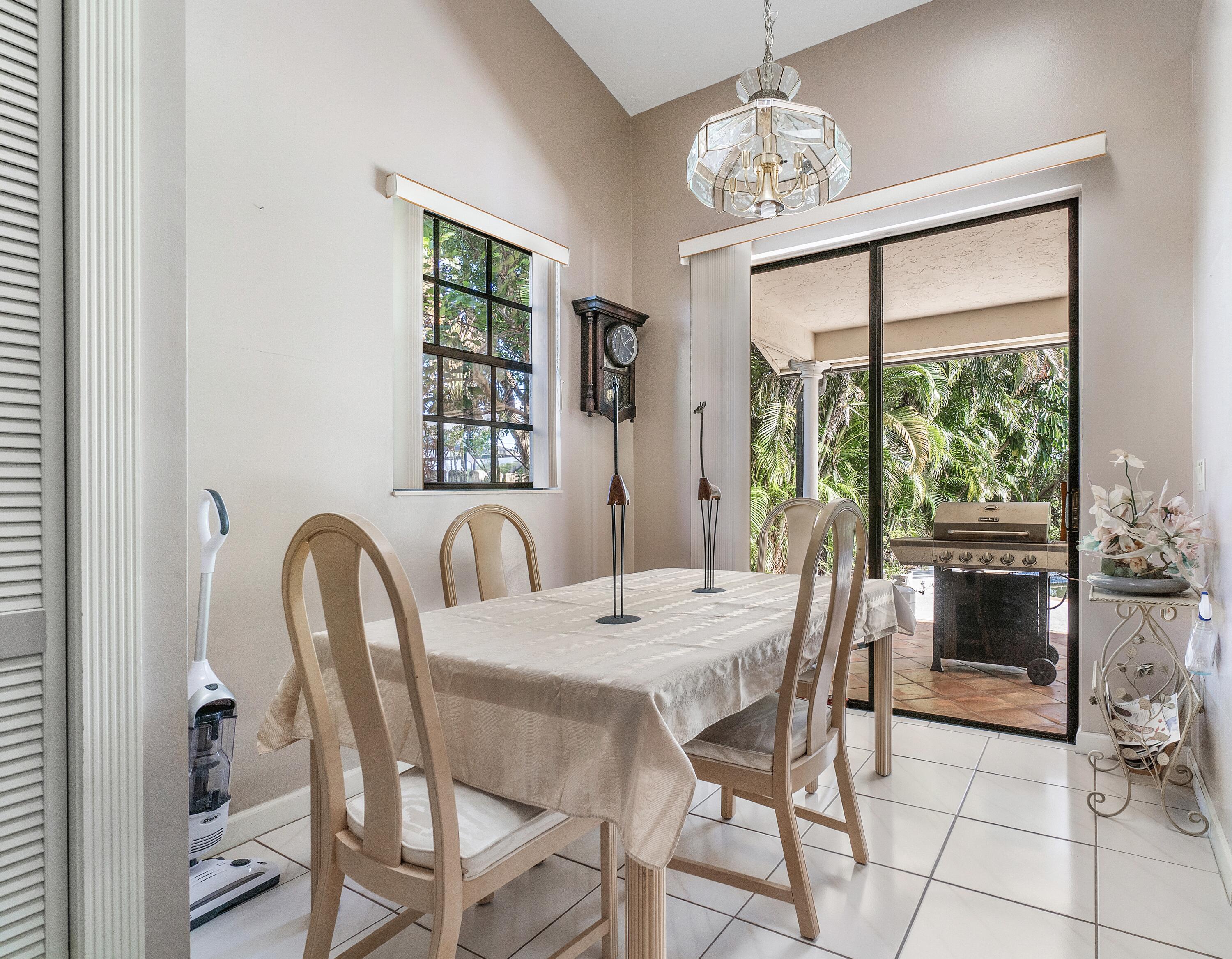 7800 Fairway Trail Boca Raton, FL 33487 - Photo 6 of 19 7594A3BC-F9E2-464A-9F1D-F0C965198885