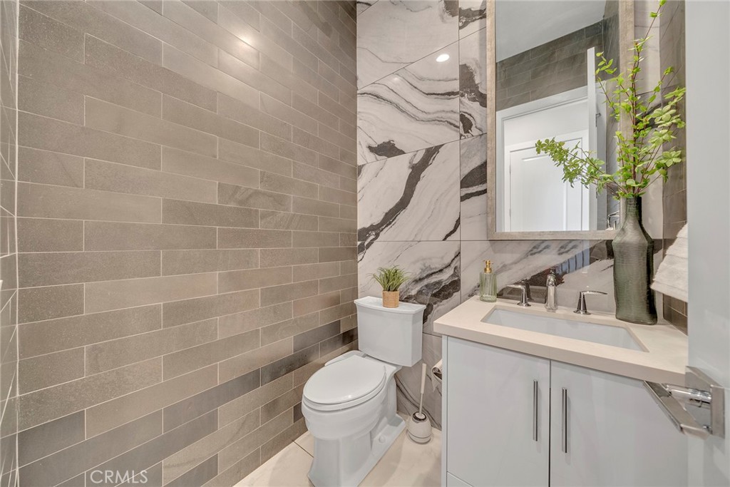 141 Evergreen Way Lake Forest, CA 92630 - Photo 23 of 57