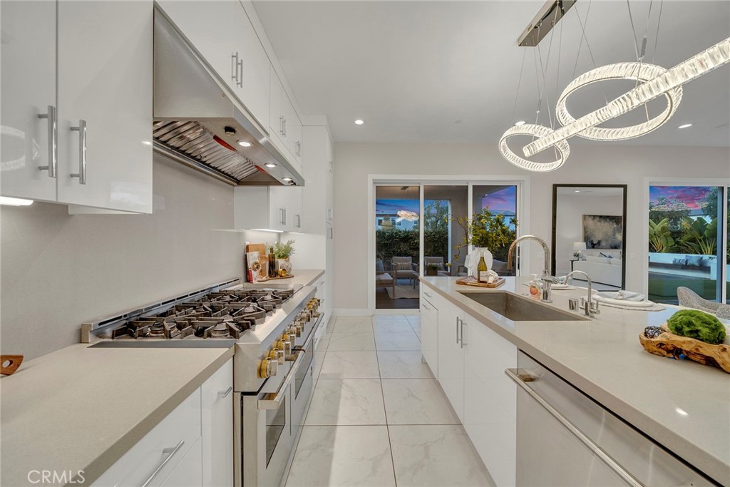 141 Evergreen Way Lake Forest, CA 92630 - Photo 7 of 57