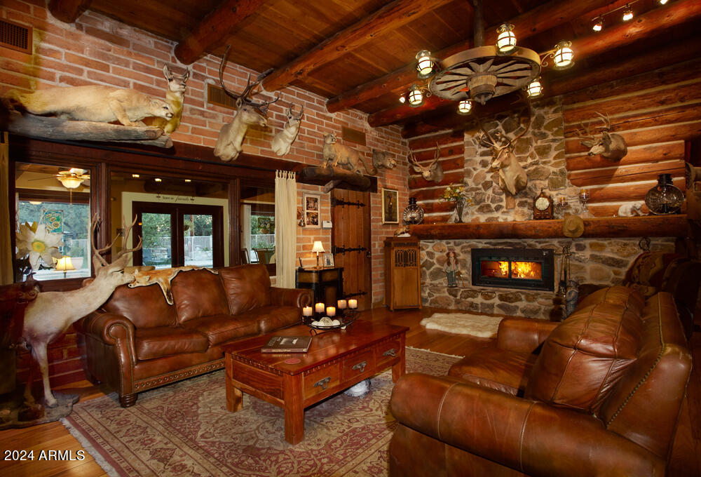14545 East Rincon Creek Ranch Road Tucson, AZ 85747 - Photo 14 of 91 ranch house Living room