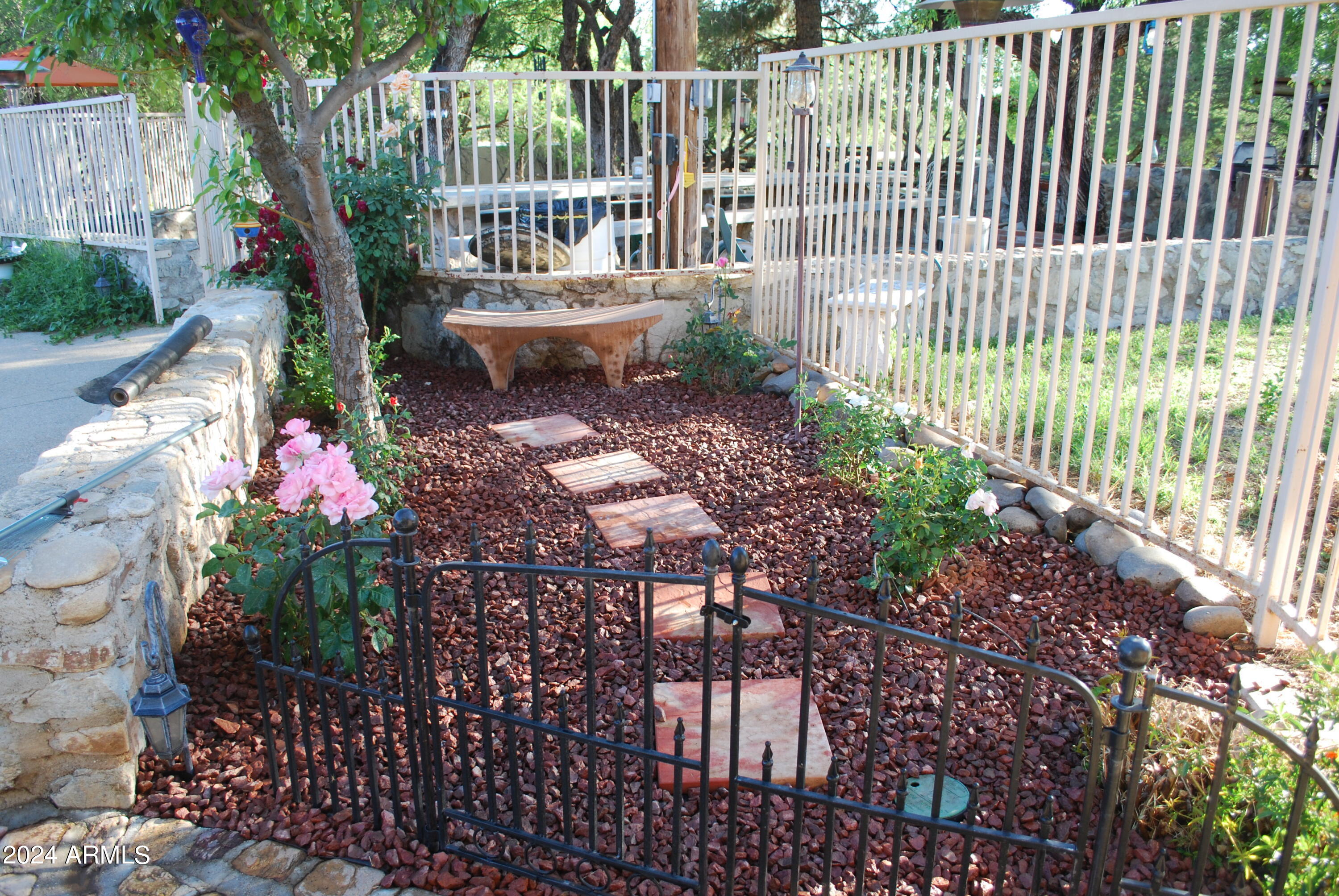 14545 East Rincon Creek Ranch Road Tucson, AZ 85747 - Photo 32 of 91 Rose Garden