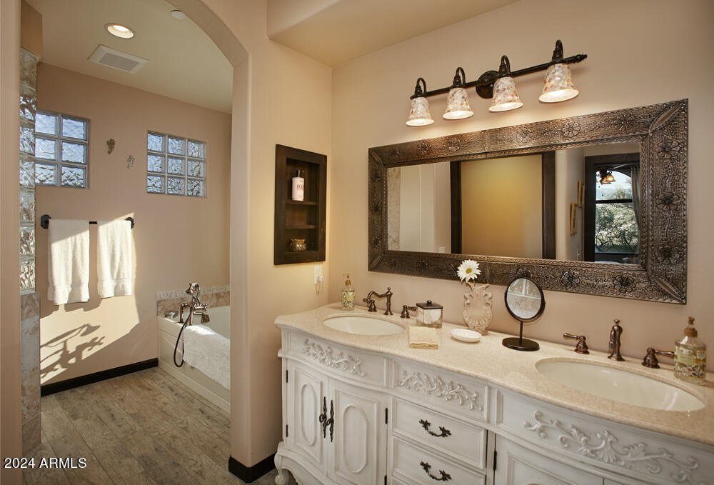 14545 East Rincon Creek Ranch Road Tucson, AZ 85747 - Photo 65 of 91 Cottage Mstr Ba 9817