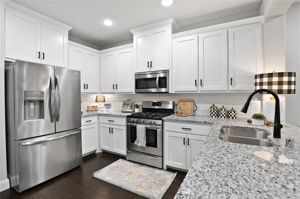 2204 Russells Way McKinney, TX 75070 - Photo 11 of 28