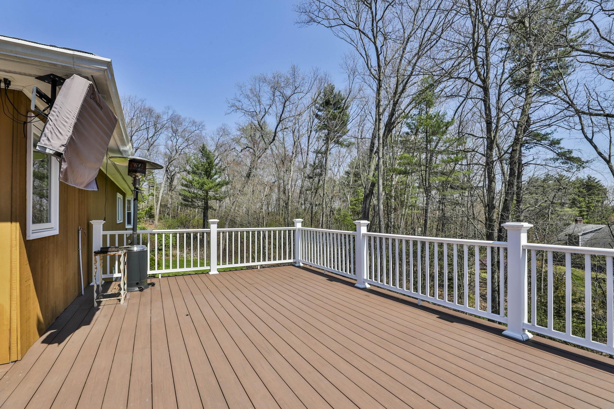 6 Nova Road Nashua, NH 03064 - Photo 8 of 34