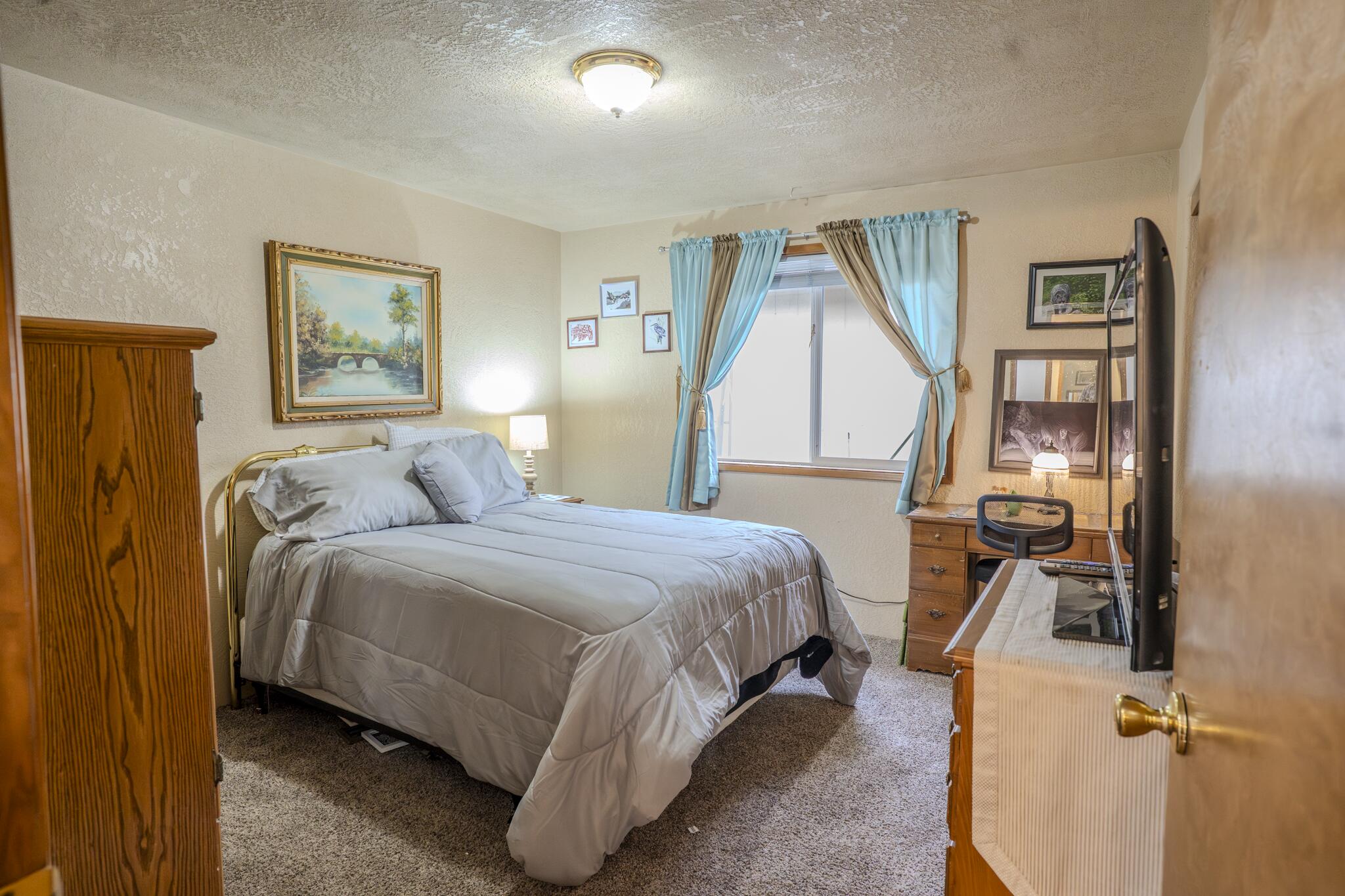 125 Meadow View Drive Phoenix, OR 97535 - Photo 21 of 27 DSC05165
