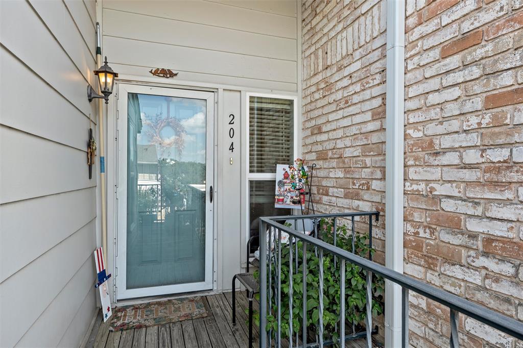 2905 Lake Shore Drive, Unit 204 Waco, TX 76708 - Photo 6 of 32 Front porch to unit