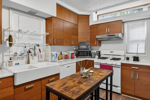 $649,999 | 1726 North Sawyer Avenue, Chicago, IL 60647