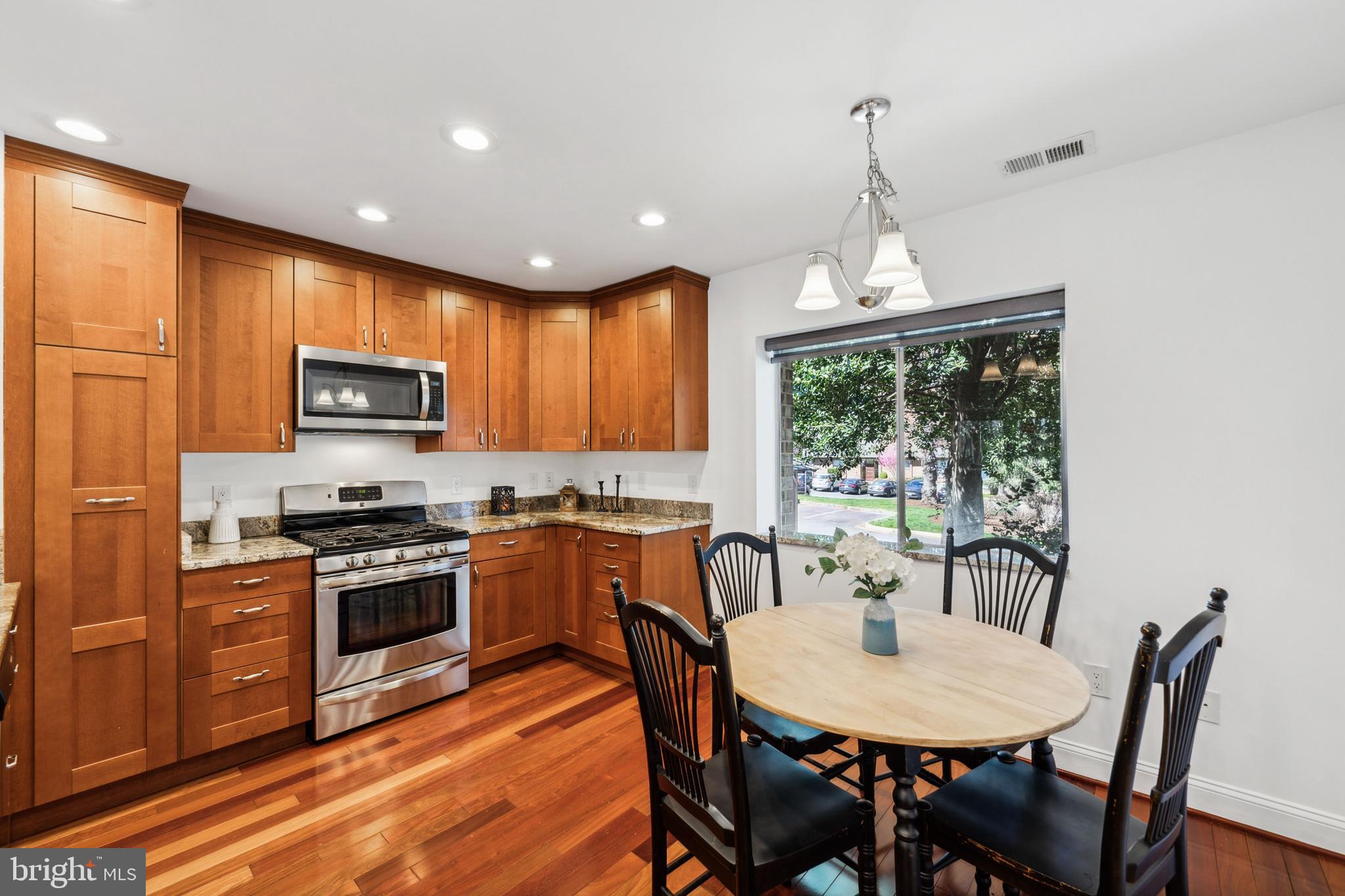 11605 Vantage Hill Road, Unit 11C Reston, VA 20190 - Photo 8 of 35