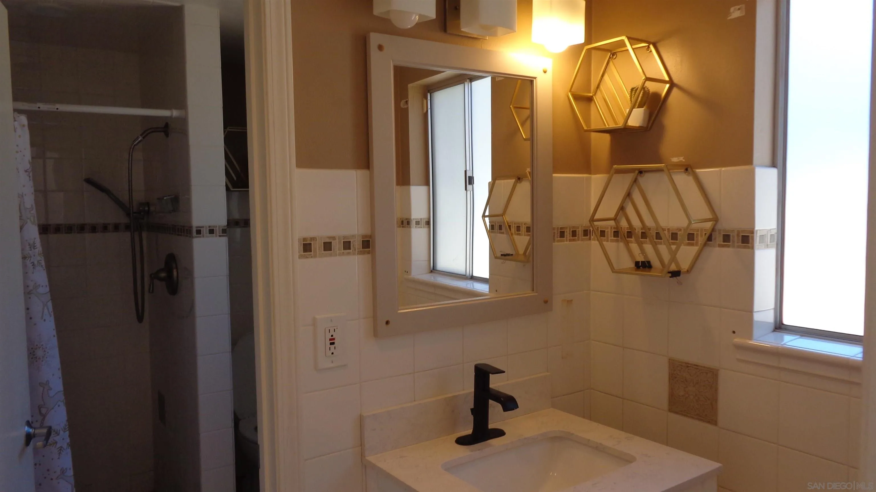28560 Lilac Road, Unit A Valley Center, CA 92082 - Photo 17 of 19
