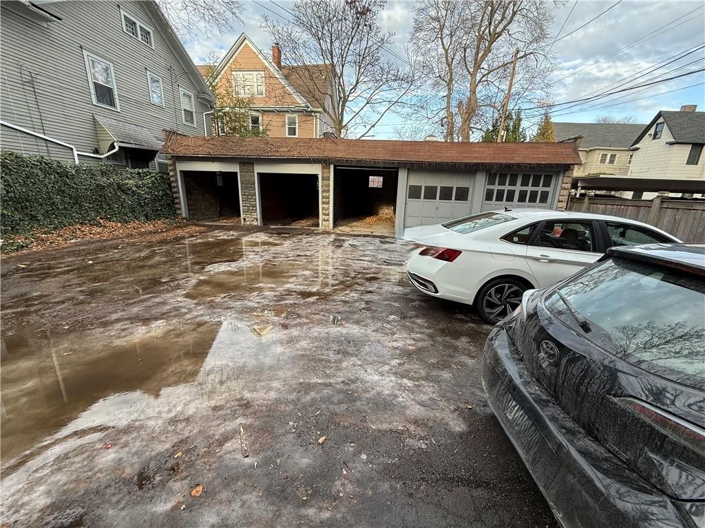 332 Park Avenue Rochester, NY 14607 - Photo 2 of 28