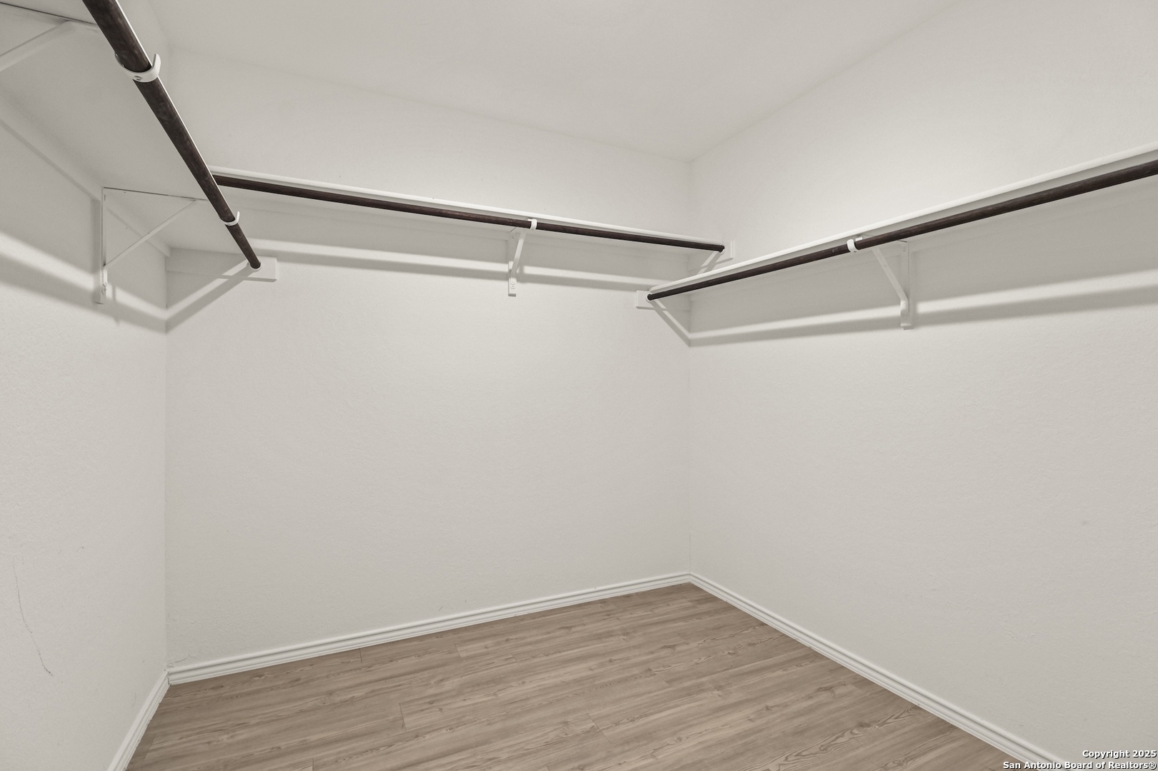 6430 Level Flight Converse, TX 78109 - Photo 11 of 19 a view of a room with wooden floor and small window