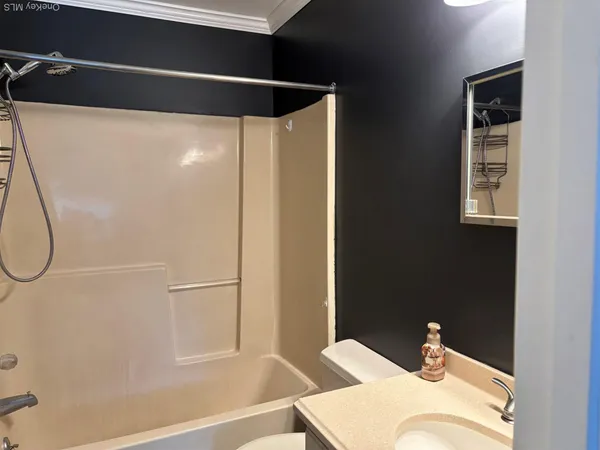 $509,000 | 92 Lake Ridge Cove, Mohegan Lake, NY 10547