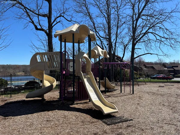 $509,000 | 92 Lake Ridge Cove, Mohegan Lake, NY 10547