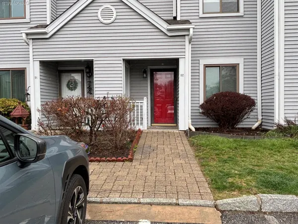 $509,000 | 92 Lake Ridge Cove, Mohegan Lake, NY 10547