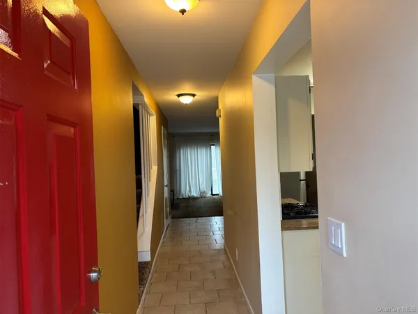 $509,000 | 92 Lake Ridge Cove, Mohegan Lake, NY 10547