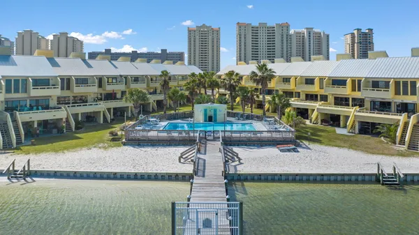$749,000 | 8520 Gulf Boulevard, Unit UT29, Navarre, FL 32566
