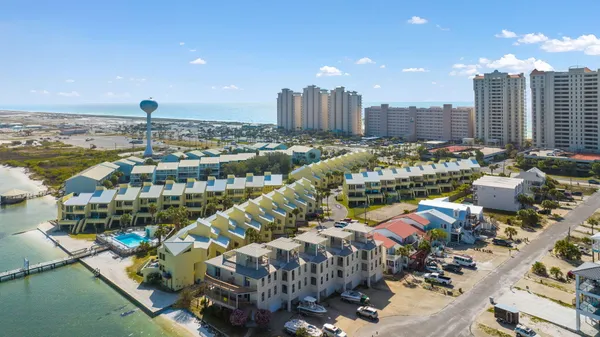 $749,000 | 8520 Gulf Boulevard, Unit UT29, Navarre, FL 32566