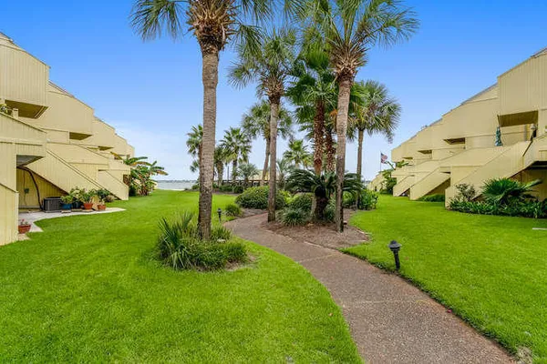 $749,000 | 8520 Gulf Boulevard, Unit UT29, Navarre, FL 32566
