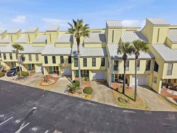 $749,000 | 8520 Gulf Boulevard, Unit UT29, Navarre, FL 32566