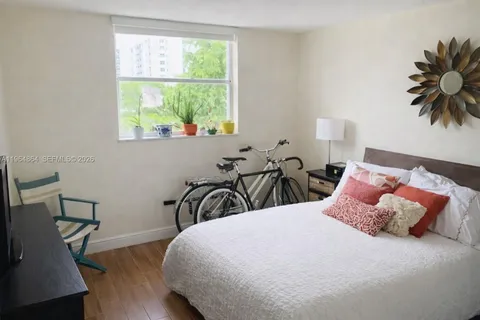 $295,000 | 1801 South Treasure Drive, Unit 426, North Bay Village, FL 33141