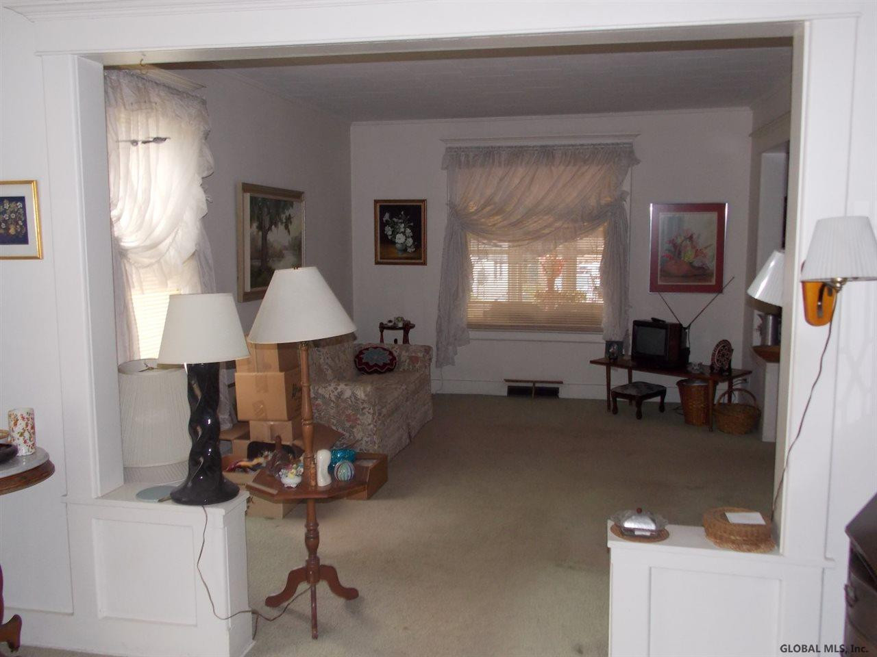 4 Yale Street Schenectady, NY 12304 - Photo 6 of 10 Photo 6