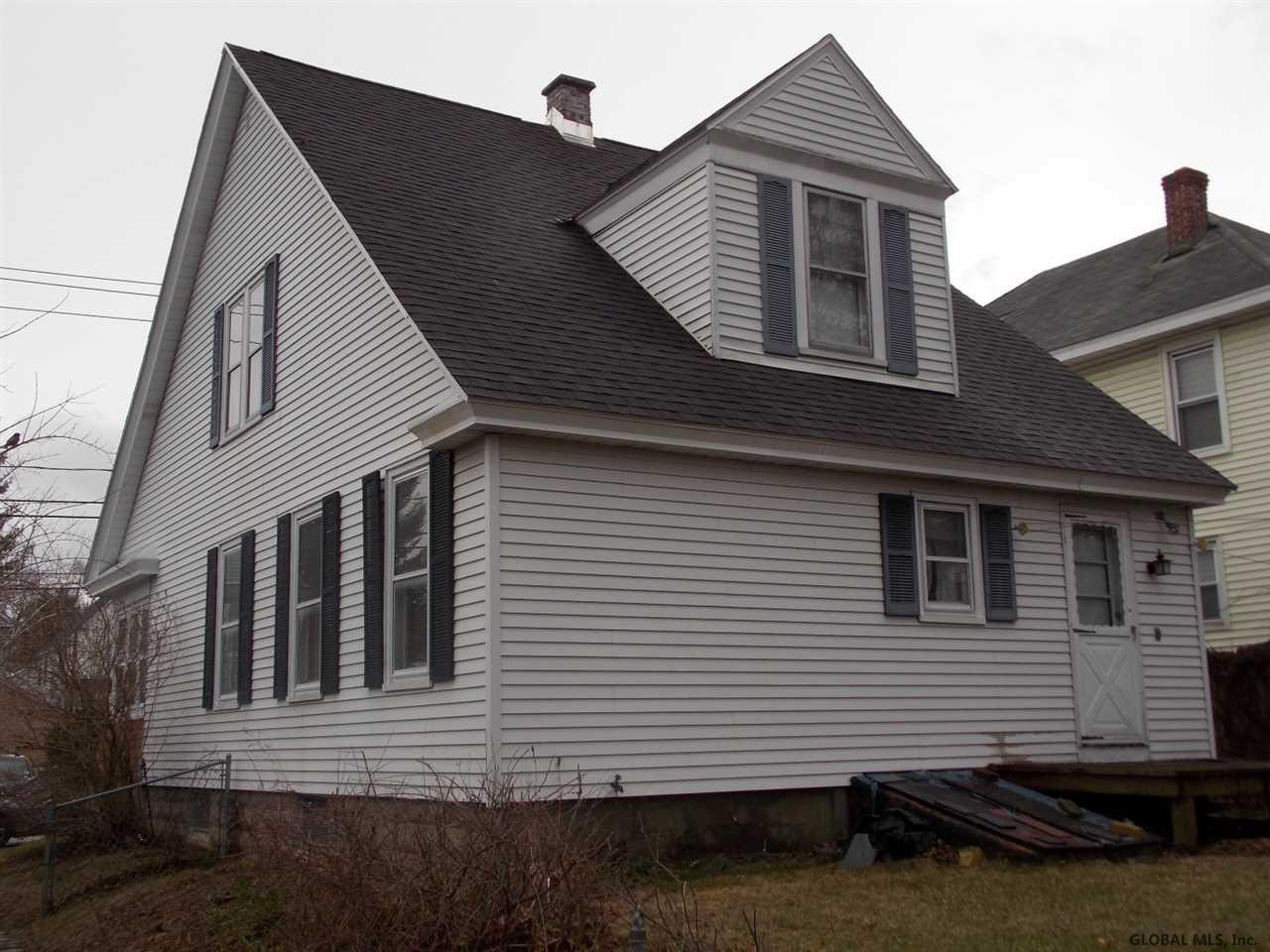 4 Yale Street Schenectady, NY 12304 - Photo 9 of 10 Photo 9