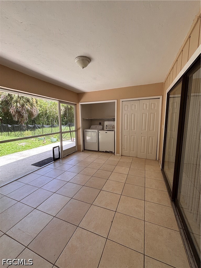 1977 46th Street Southwest Naples, FL 34116 - Photo 5 of 15