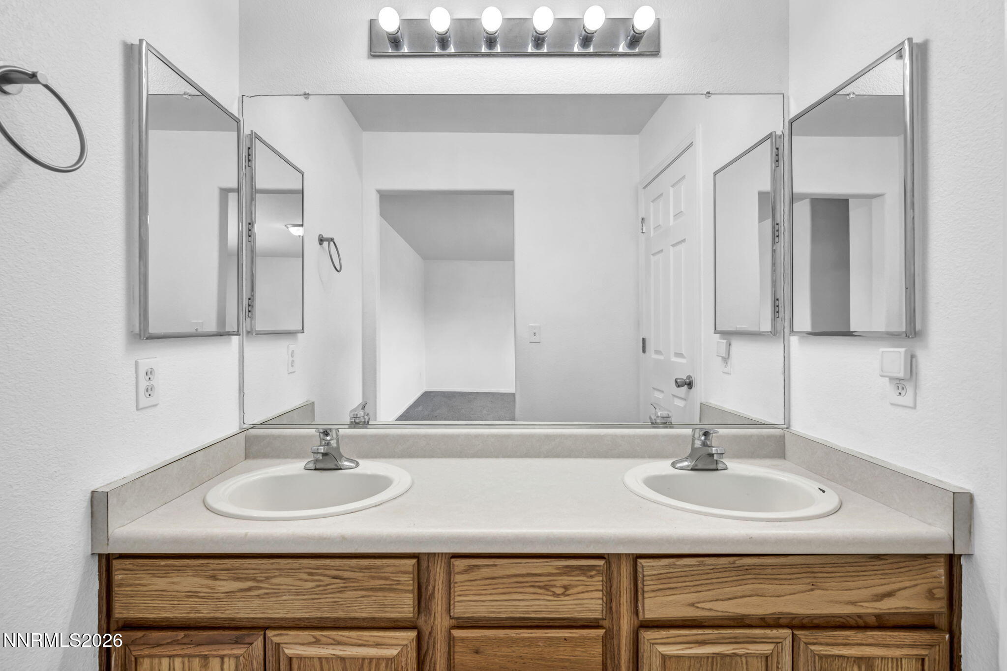 17704 Georgetown Drive Reno, NV 89508 - Photo 19 of 30 MLS19