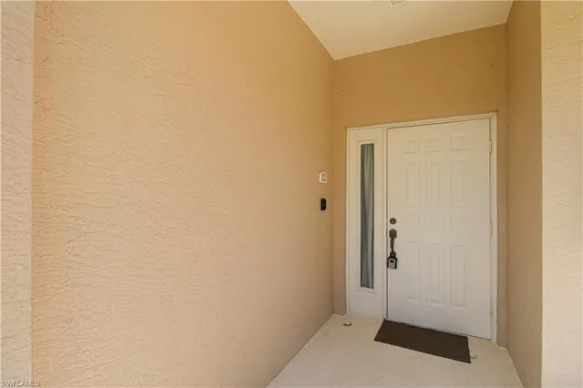 $2,295 | 354 Dover Place, Unit D101, Naples, FL 34104