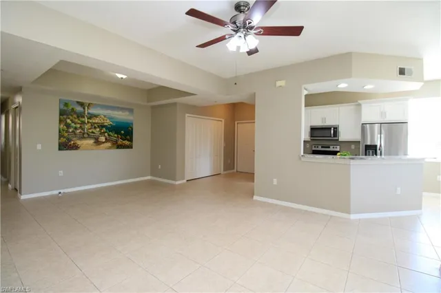 $2,295 | 354 Dover Place, Unit D101, Naples, FL 34104