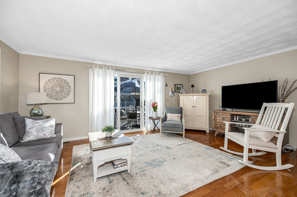 95 Abington Road, Unit 95 Danvers, MA 01923 - Photo 9 of 42