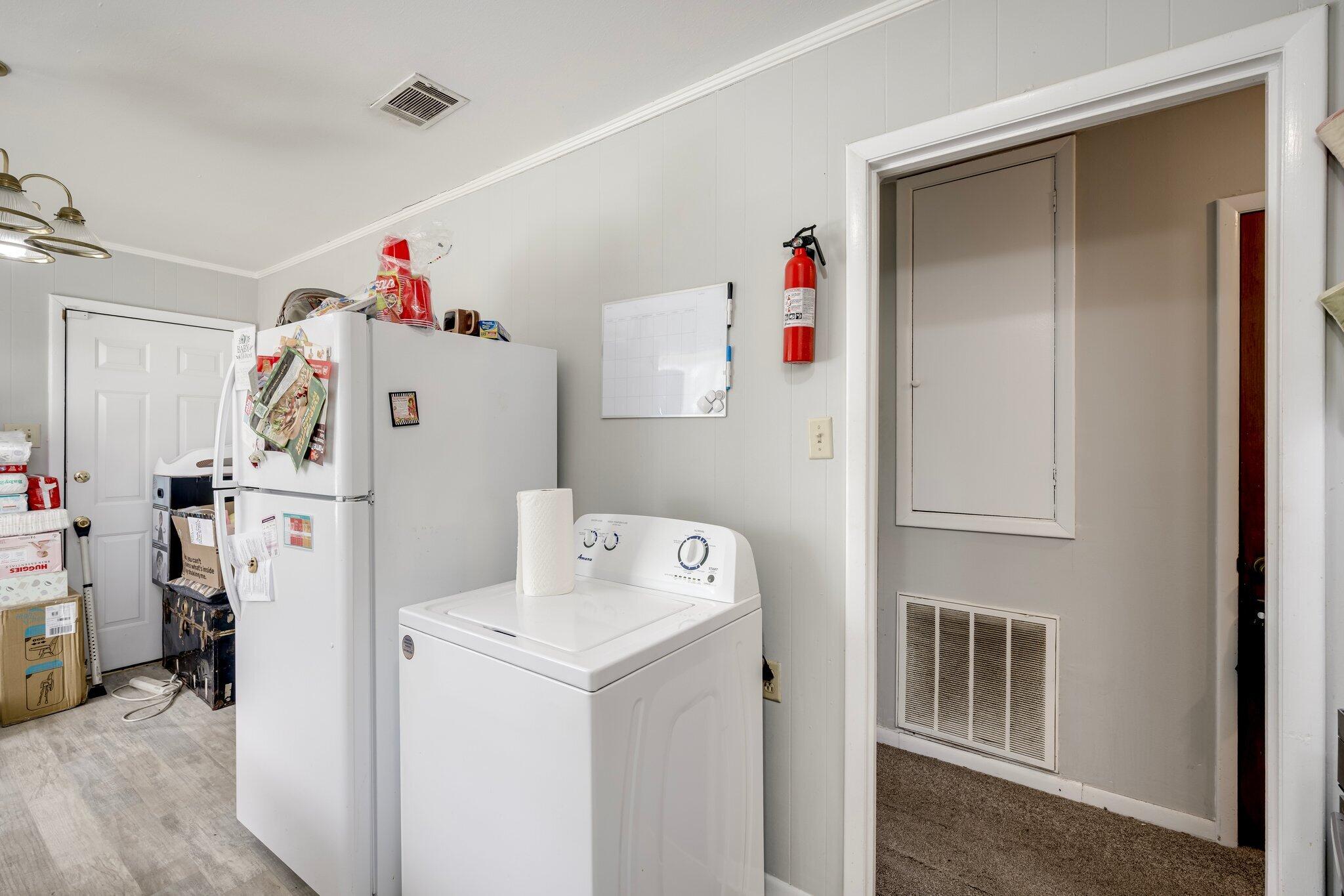 1078 Old Washington Road Thomson, GA 30824 - Photo 11 of 20 011-