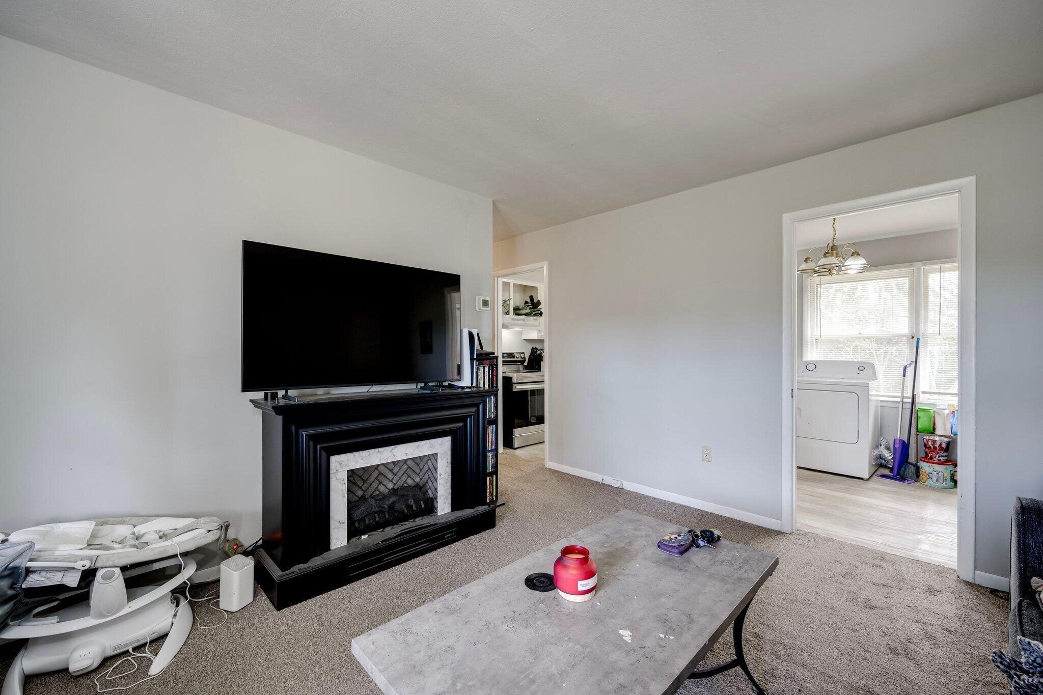 1078 Old Washington Road Thomson, GA 30824 - Photo 5 of 20 005-