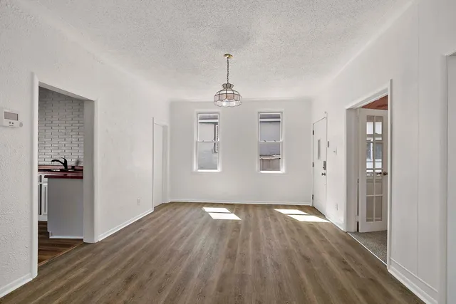 $289,900 | 1454 Albemarle Street, St. Paul, MN 55117