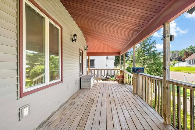 $289,900 | 1454 Albemarle Street, St. Paul, MN 55117