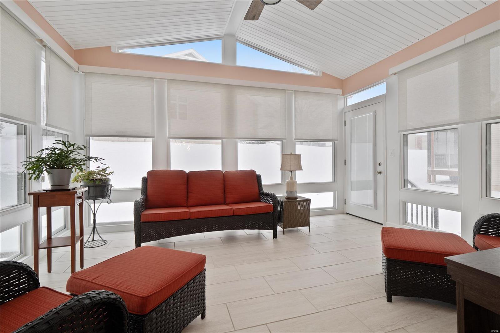 919 Ridgepointe Pl Circle, Unit 131 Lake St. Louis, MO 63367 - Photo 11 of 45