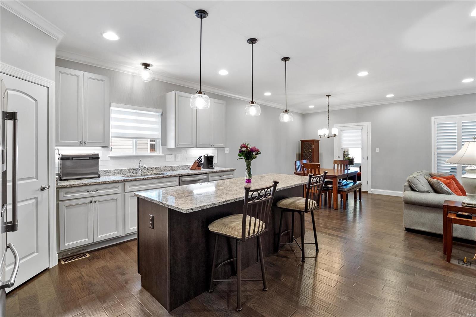 919 Ridgepointe Pl Circle, Unit 131 Lake St. Louis, MO 63367 - Photo 3 of 45