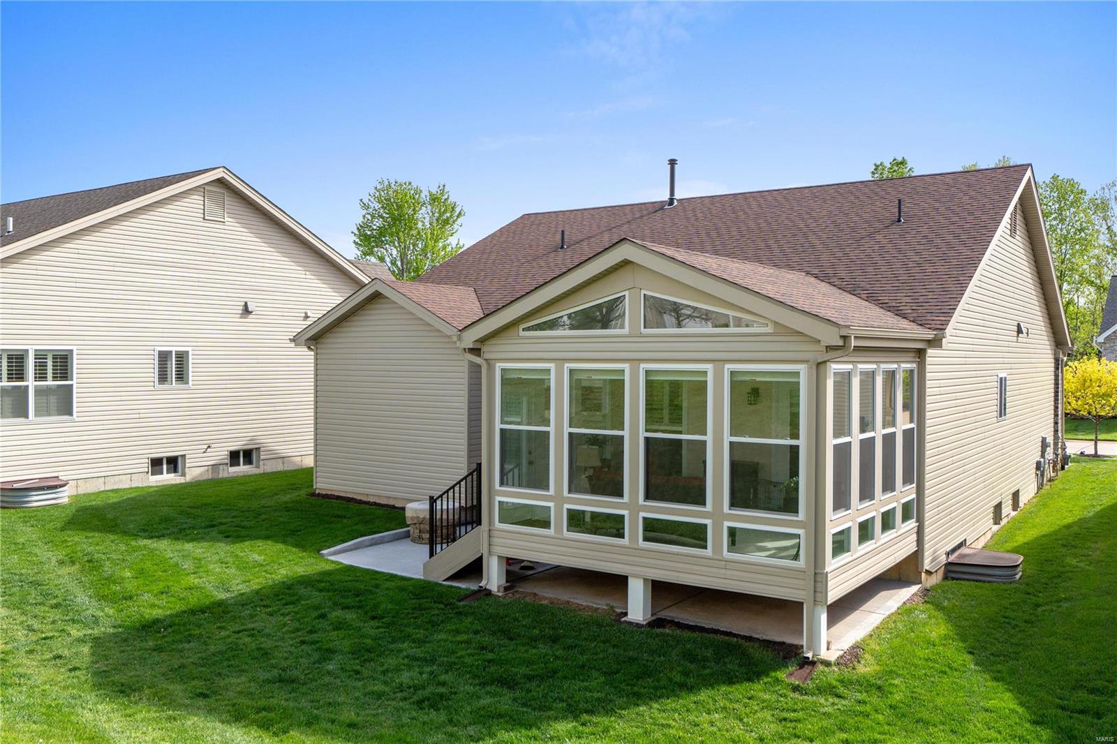 919 Ridgepointe Pl Circle, Unit 131 Lake St. Louis, MO 63367 - Photo 35 of 45