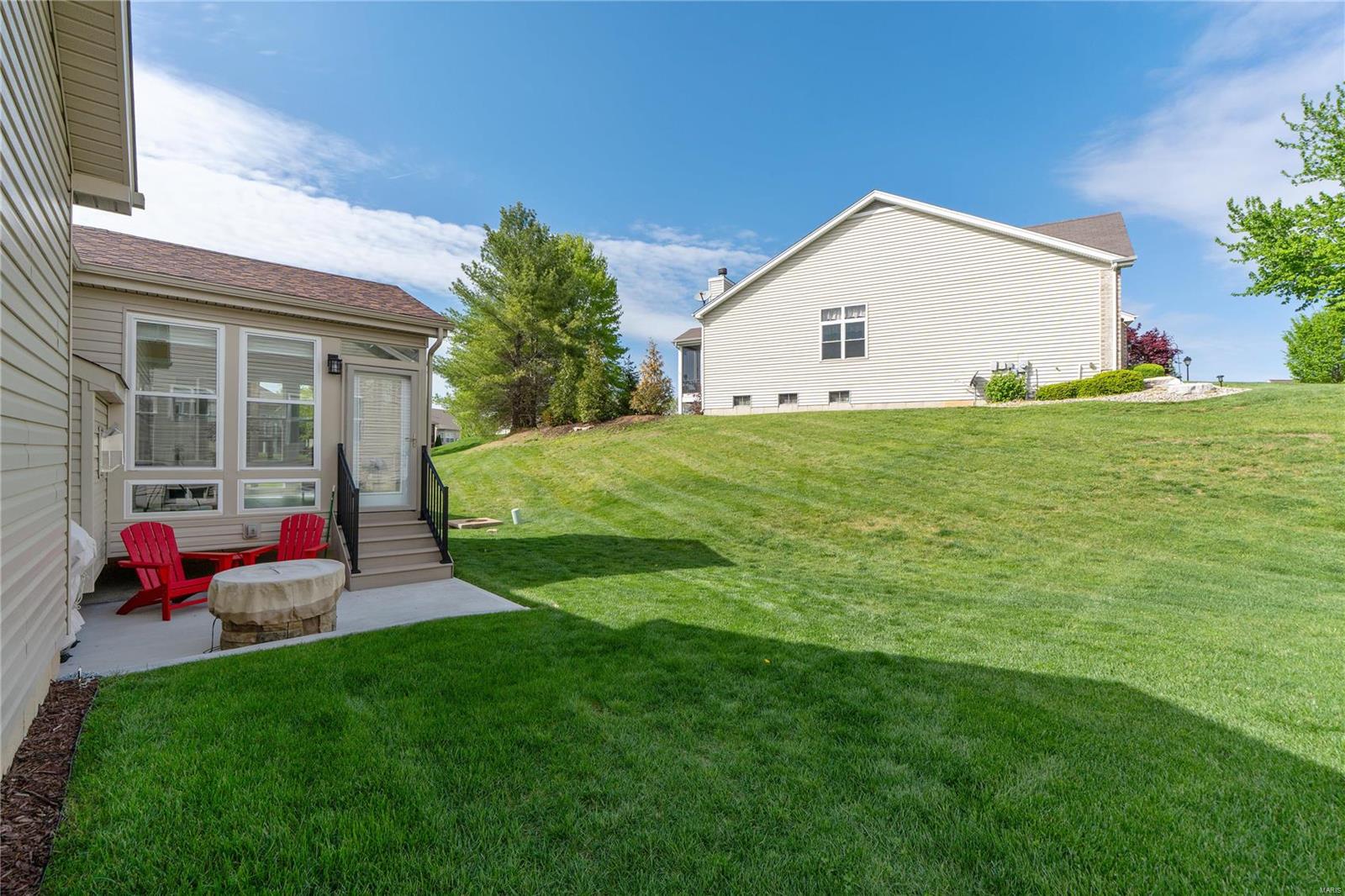 919 Ridgepointe Pl Circle, Unit 131 Lake St. Louis, MO 63367 - Photo 42 of 45