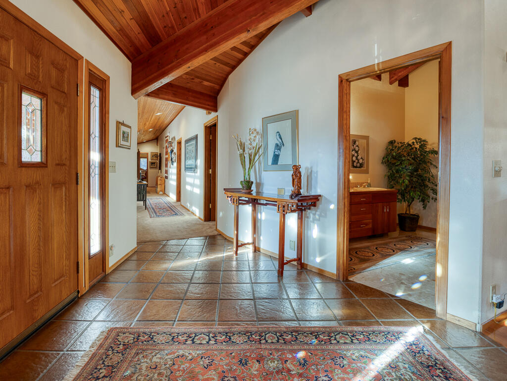 4885 Sunset Ridge Road Klamath Falls, OR 97601 - Photo 25 of 46 4885 Sunset Ridge-20