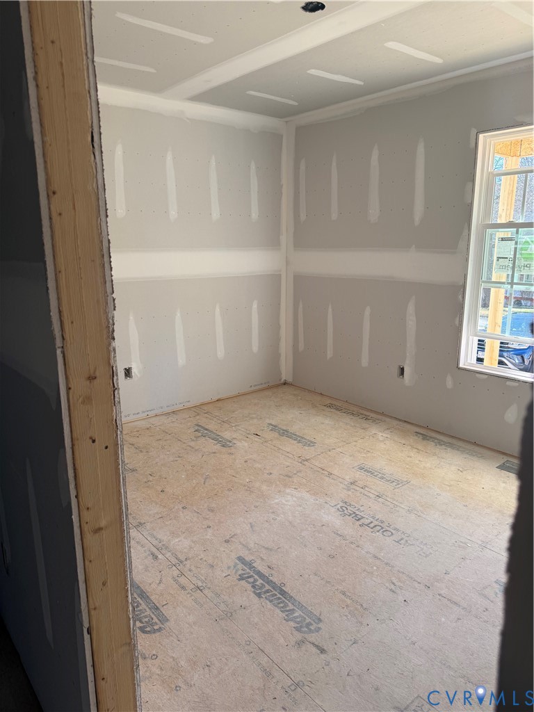 6904 Hearthside Drive Prince George, VA 23875 - Photo 11 of 19 an empty room with windows